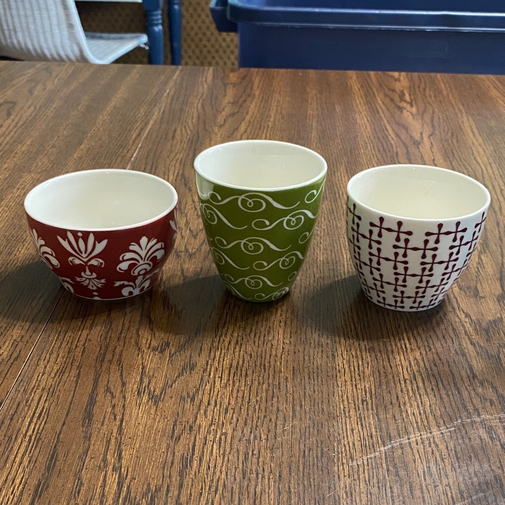 Starbucks bone china set of three nesting cups green red white